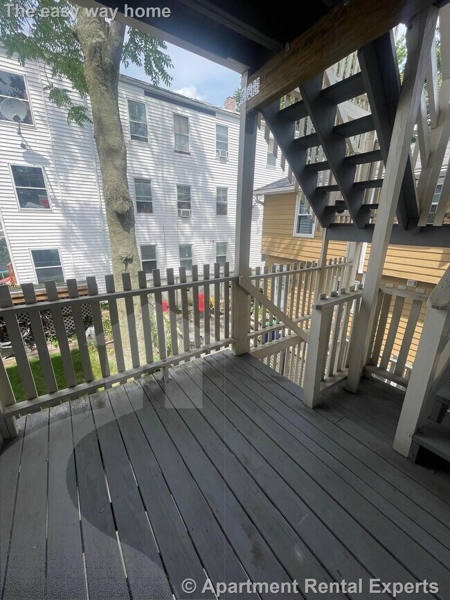 Building Photo - 57 Summer St