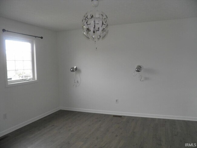 Building Photo - 2712 E Bressingham Wy