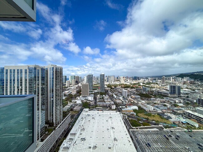 Building Photo - High-Floor 2BR Corner Unit with Expansive Views & 2 Parking at Azure Ala Moana