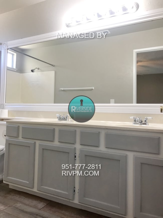 Building Photo - Stunning 2-Bedroom Moreno Valley Home – Yo...