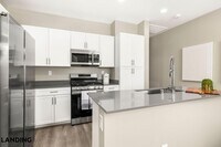 Building Photo - 2705 N Rancho Dr