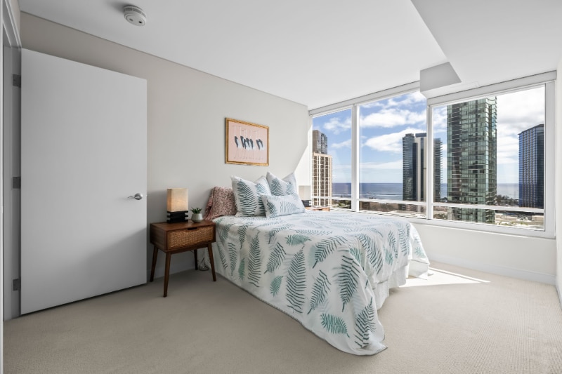 Building Photo - 1009 Kapiolani Blvd