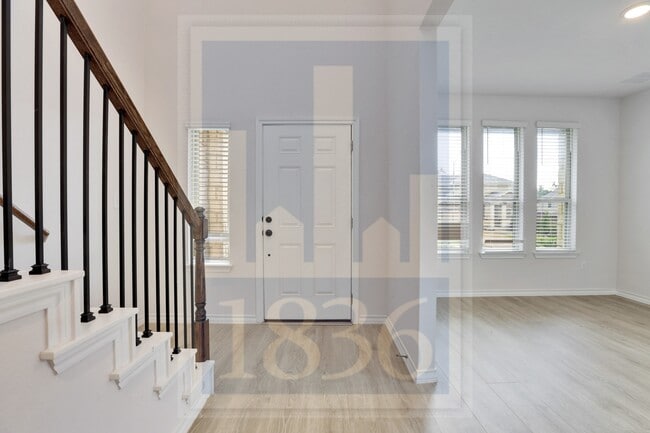 Building Photo - 17609 Chino Ln