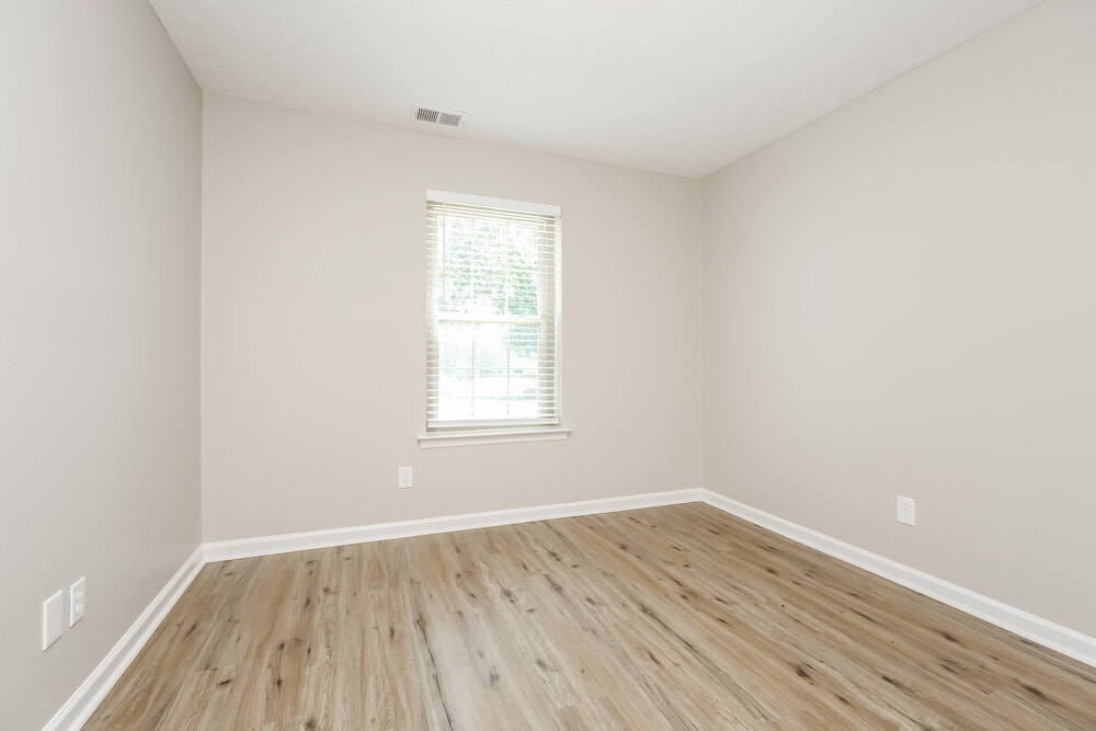 Building Photo - 722 Lou Gehrig Cir
