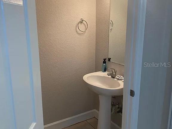 Building Photo - 2508 SW 35th Pl