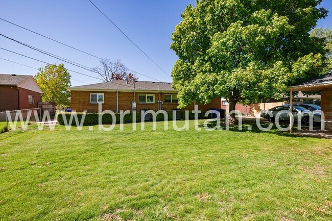 Building Photo - 30 W 1100 S