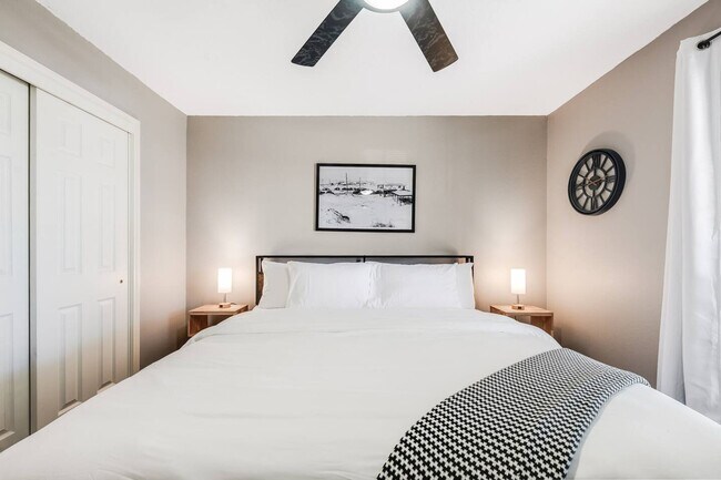 Building Photo - 7326 Winding Star Dr