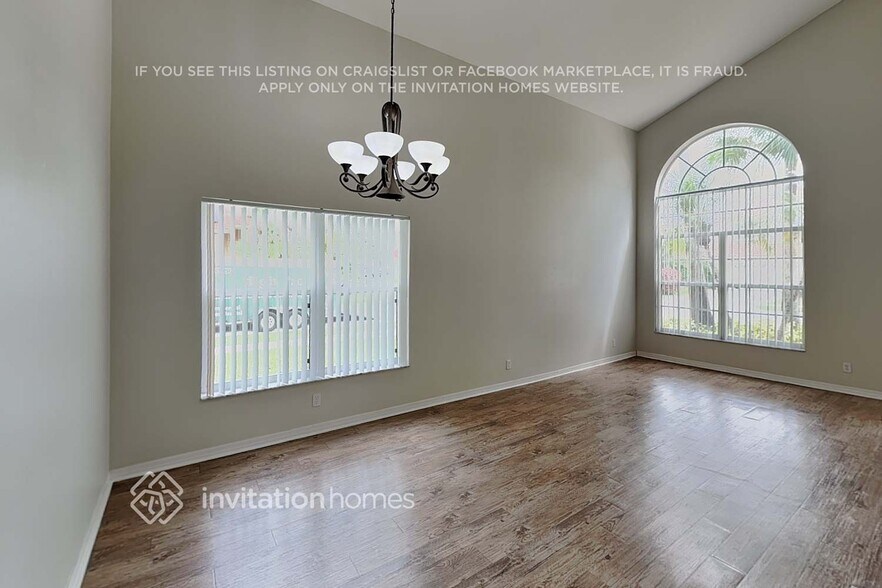 Building Photo - 21919 Philmont Ct