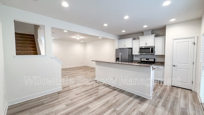 Building Photo - 4721 Lord Fogelman Wy