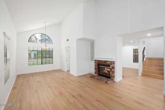 Building Photo - 4139 Lost Springs Dr