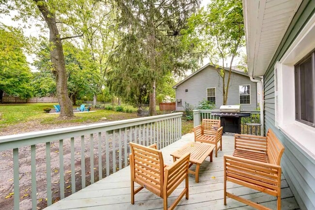 Building Photo - 1518 Riverside Ave