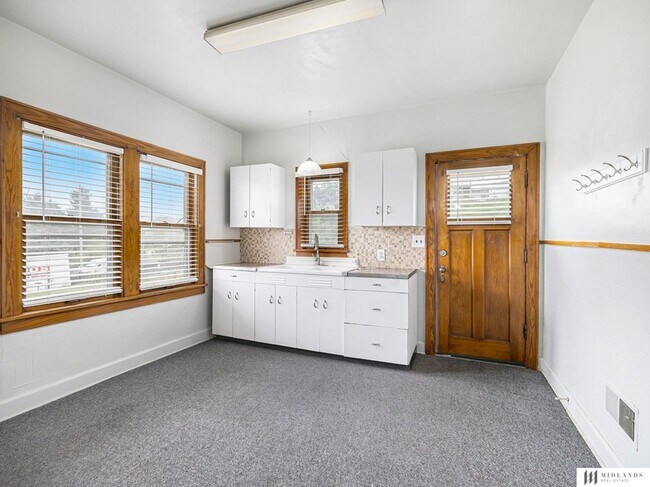 Building Photo - 815 Pierce St