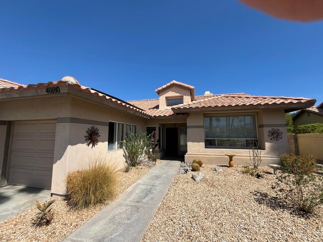 Building Photo - 40180 Eastwood Ln
