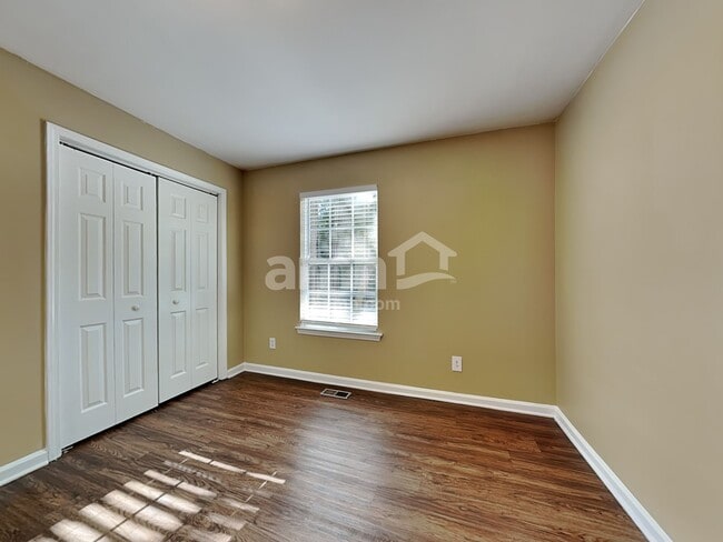 Building Photo - 704 Pepperstone Ct