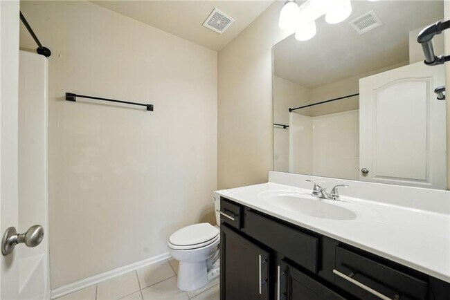 Building Photo - 2408 Chancery Mill Ln