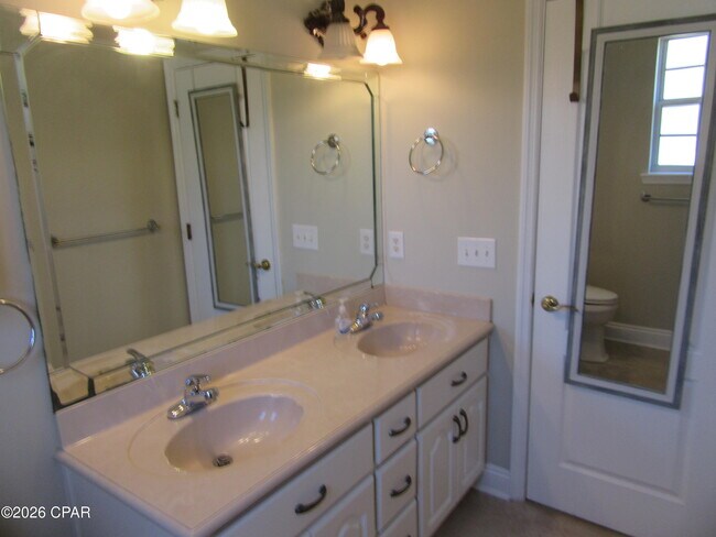 Building Photo - 3209 Pleasant Hill Rd