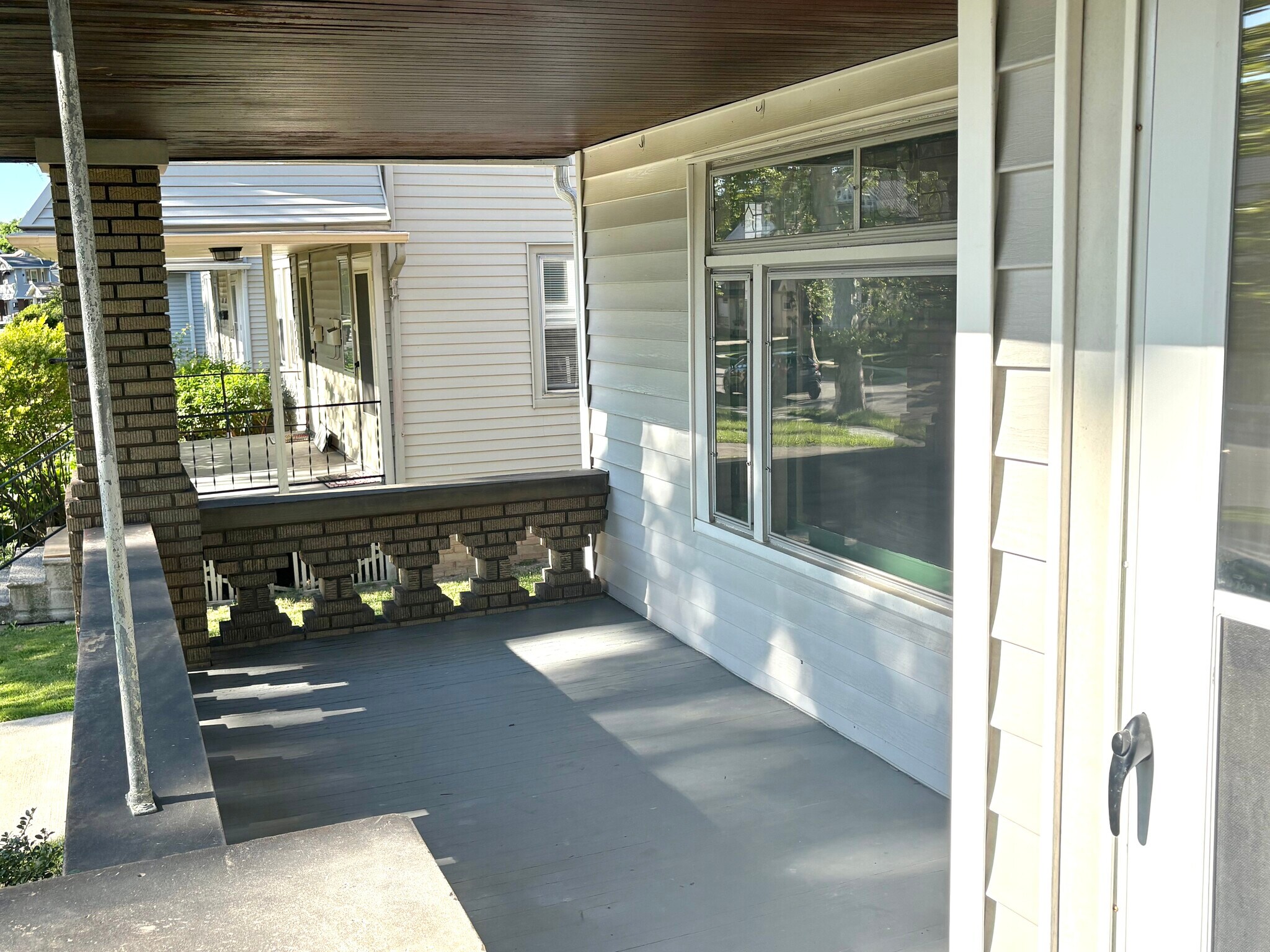 Building Photo - 2163 Atkins Avenue