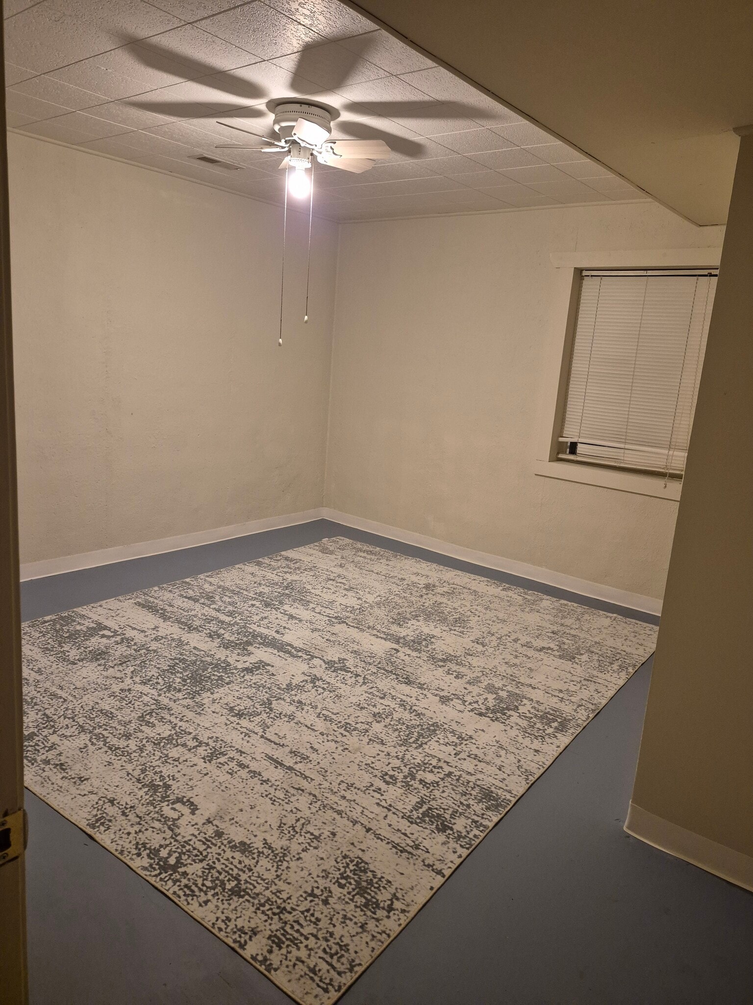 Building Photo - 133 Elizabeth Dr