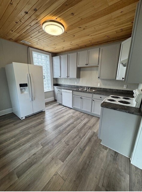 Large Kitchen - 186 E Winter St