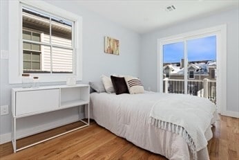 Building Photo - 322-324 Pearl St