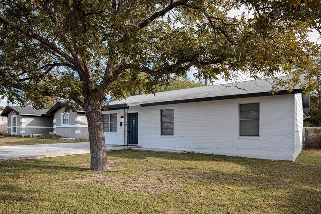 Primary Photo - 1605 Ave P