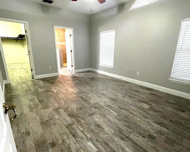 Building Photo - 2031 Ribbon Falls Pkwy