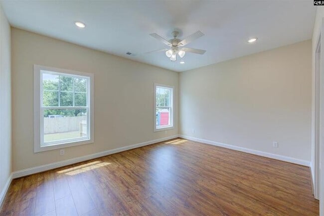 Building Photo - 1001 S Kilbourne Rd