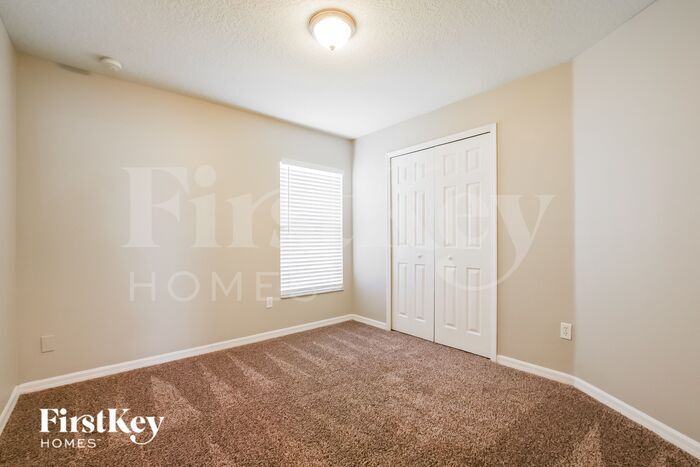 Building Photo - 213 Bella Rosa Cir