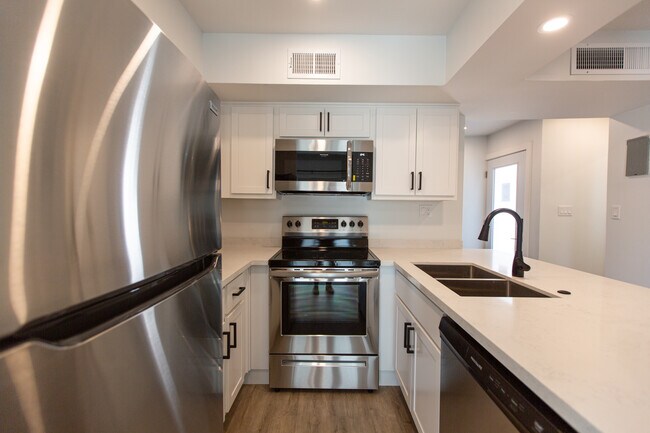 Building Photo - 4310 N 78th St