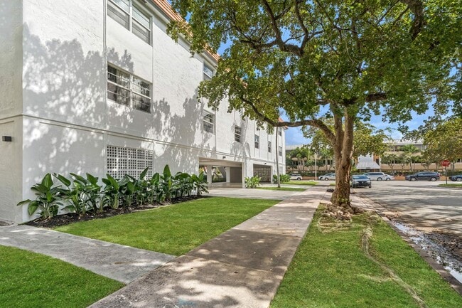 Building Photo - Live in this newly renovated two-story cor...