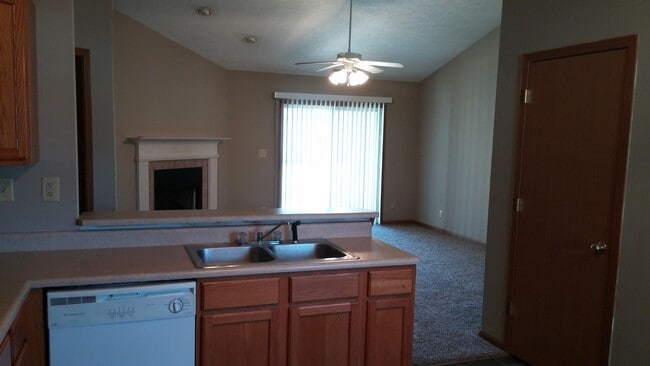 Building Photo - Spacious 2-Bed, 2-Bath Duplex with Attache...