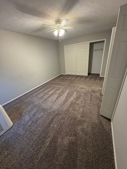 Building Photo - 4123 Regentview St NE