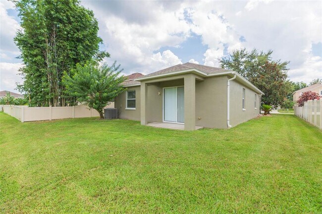 Building Photo - 17843 Cunningham Ct