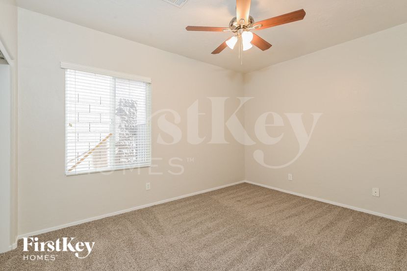 Building Photo - 2580 Lockerbie St