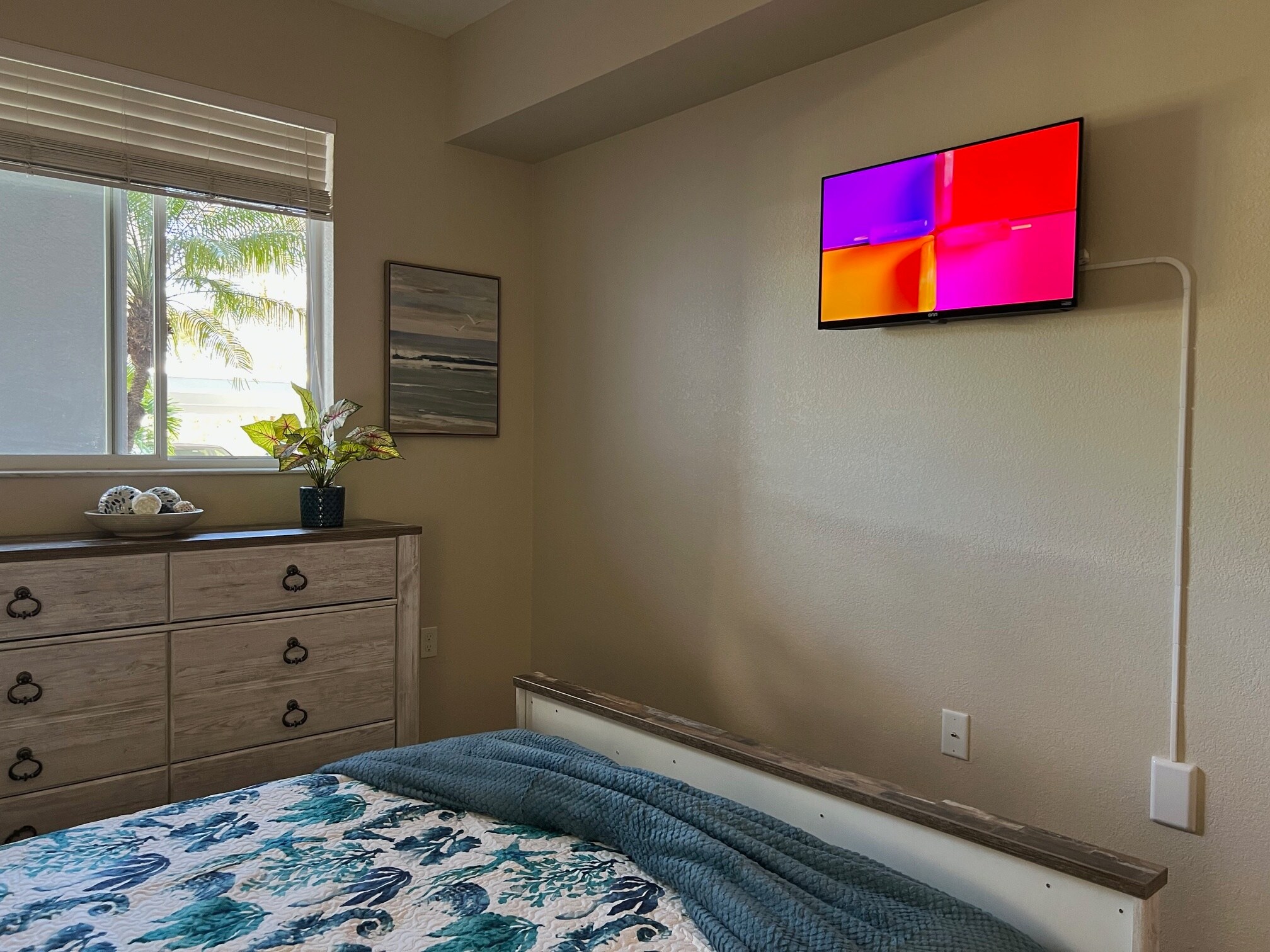 Building Photo - 16635 Lake Circle Dr