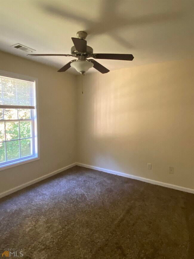 Building Photo - 5120 Roxton Ln