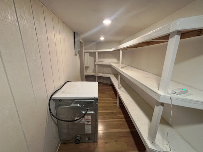 Building Photo - Bright 3-Bedroom Home in Town – Convenient Fairbanks Location