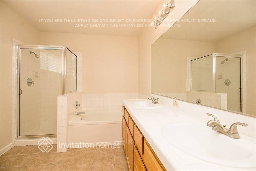 Building Photo - 8324 Grand Pacific Dr