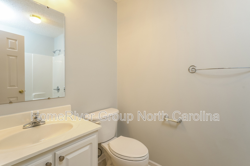 Building Photo - 4735 Beckel Rd