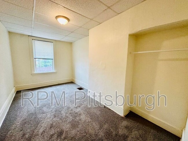 Building Photo - 1017 Emporia St