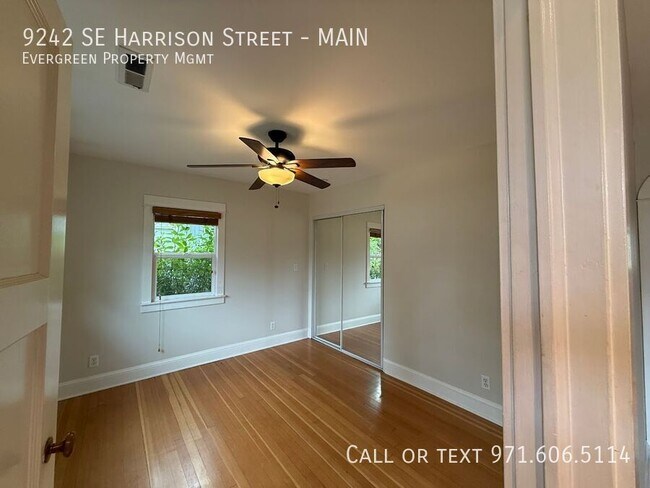 Building Photo - 9242 SE Harrison St