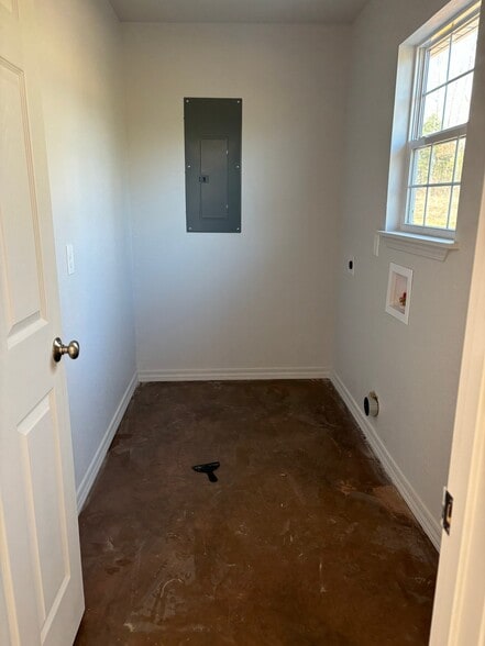 Building Photo - 88 Rustic Ln