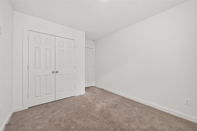 Building Photo - 2714 Discovery Trails Ct