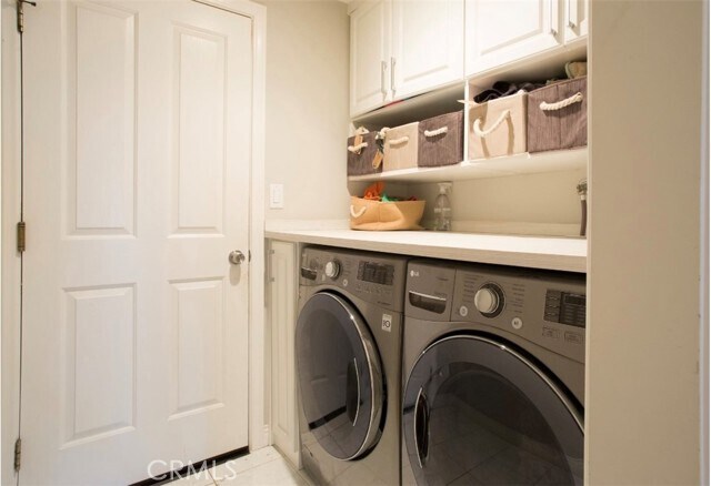 Building Photo - 2123 Yacht Yankee