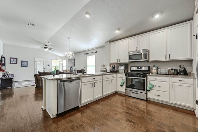 Building Photo - 108 Brockston Dr