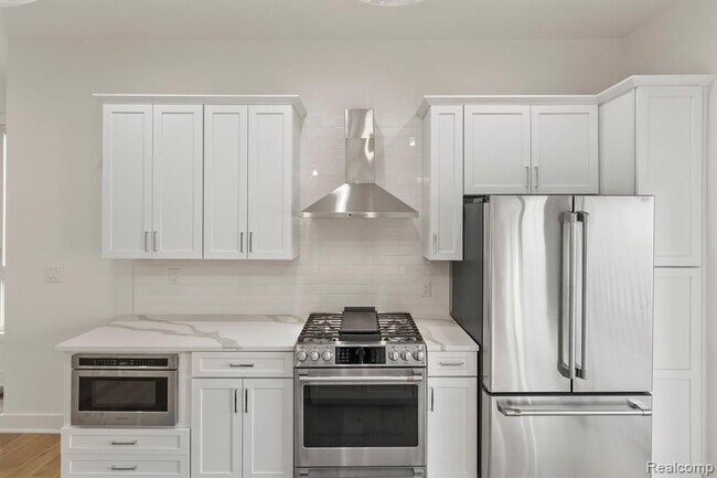 Building Photo - 2037 11th St