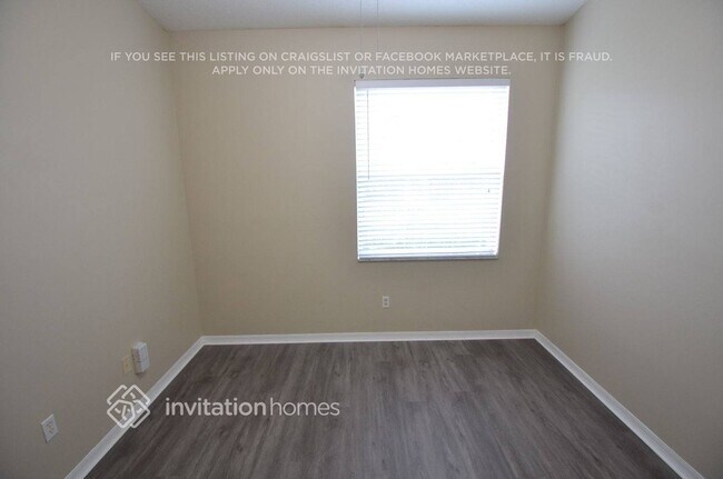 Building Photo - 8600 Lineyard Cay