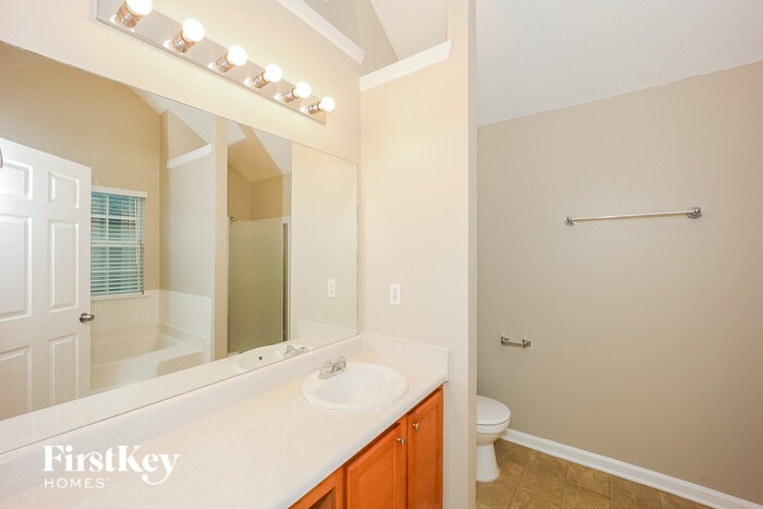 Building Photo - 980 Brisley Cir