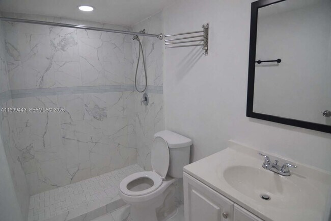 Building Photo - 6780 W 2nd Ct