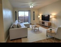 Building Photo - 8433 Hearth Dr